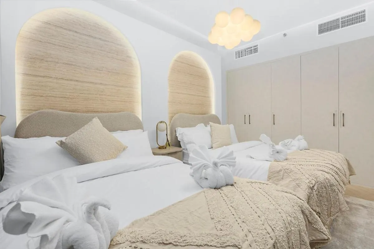 Apartment First Class 2Br Downtown Lively Getaway Dubai