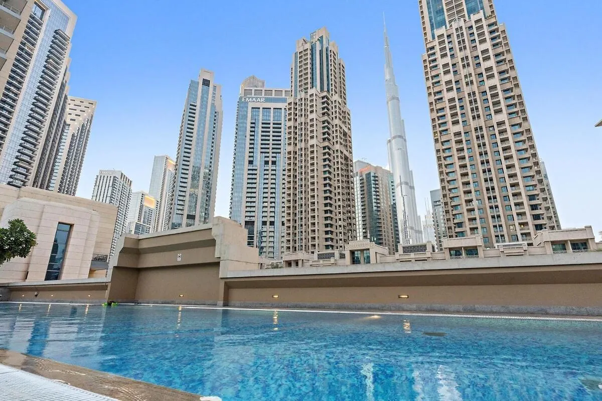 Apartment First Class 2Br Downtown Lively Getaway Dubai United Arab Emirates